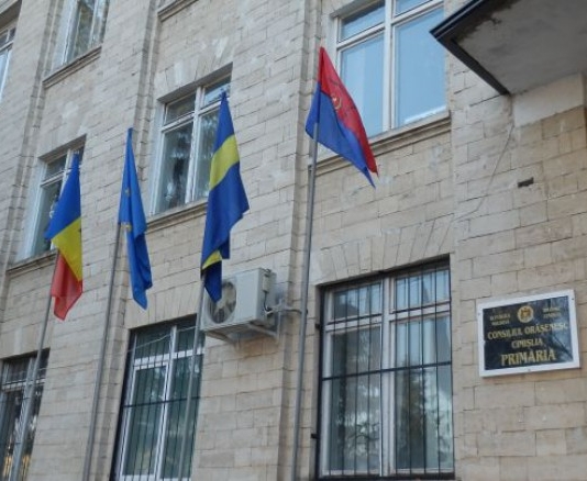 perchezitii-la-primaria-cimislia-primarul-viceprimarii-si-alti-functionari-in-vizorul-cna-1493282568